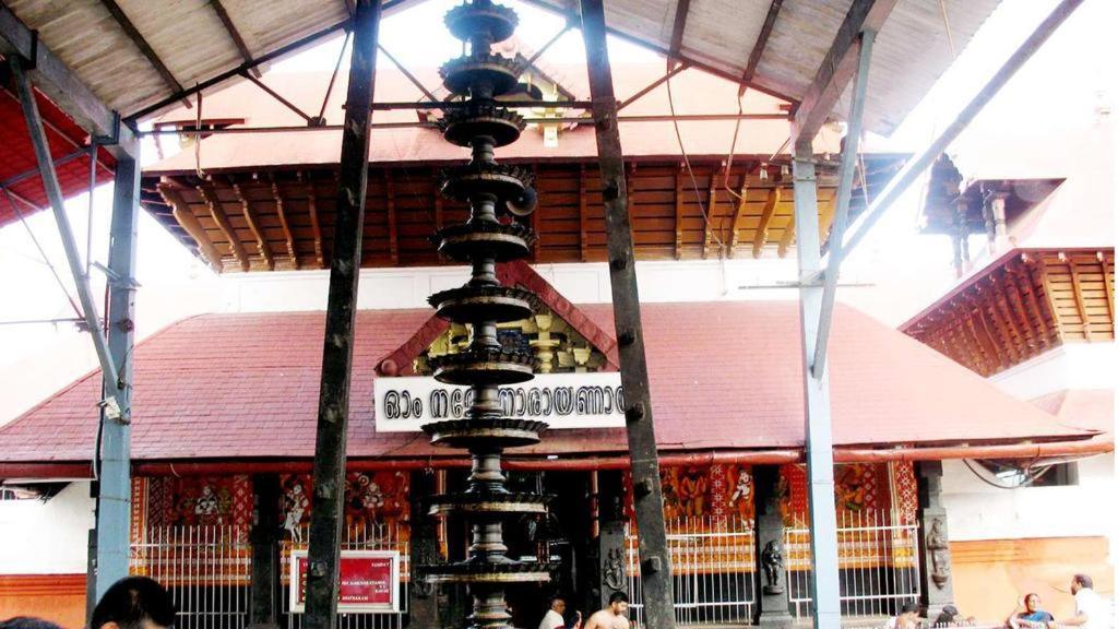 Kairali Tourist Home Guruvayur Bagian luar foto