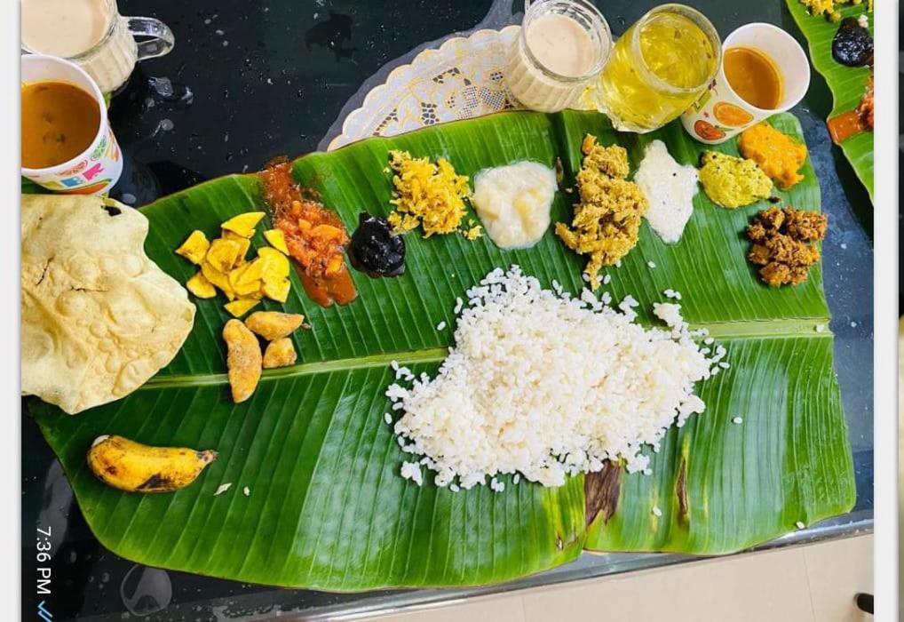 Kairali Tourist Home Guruvayur Bagian luar foto
