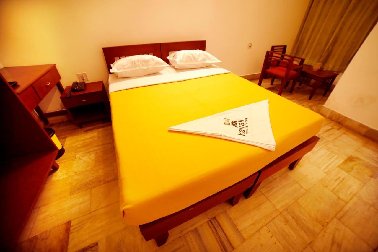 Kairali Tourist Home Guruvayur Bagian luar foto