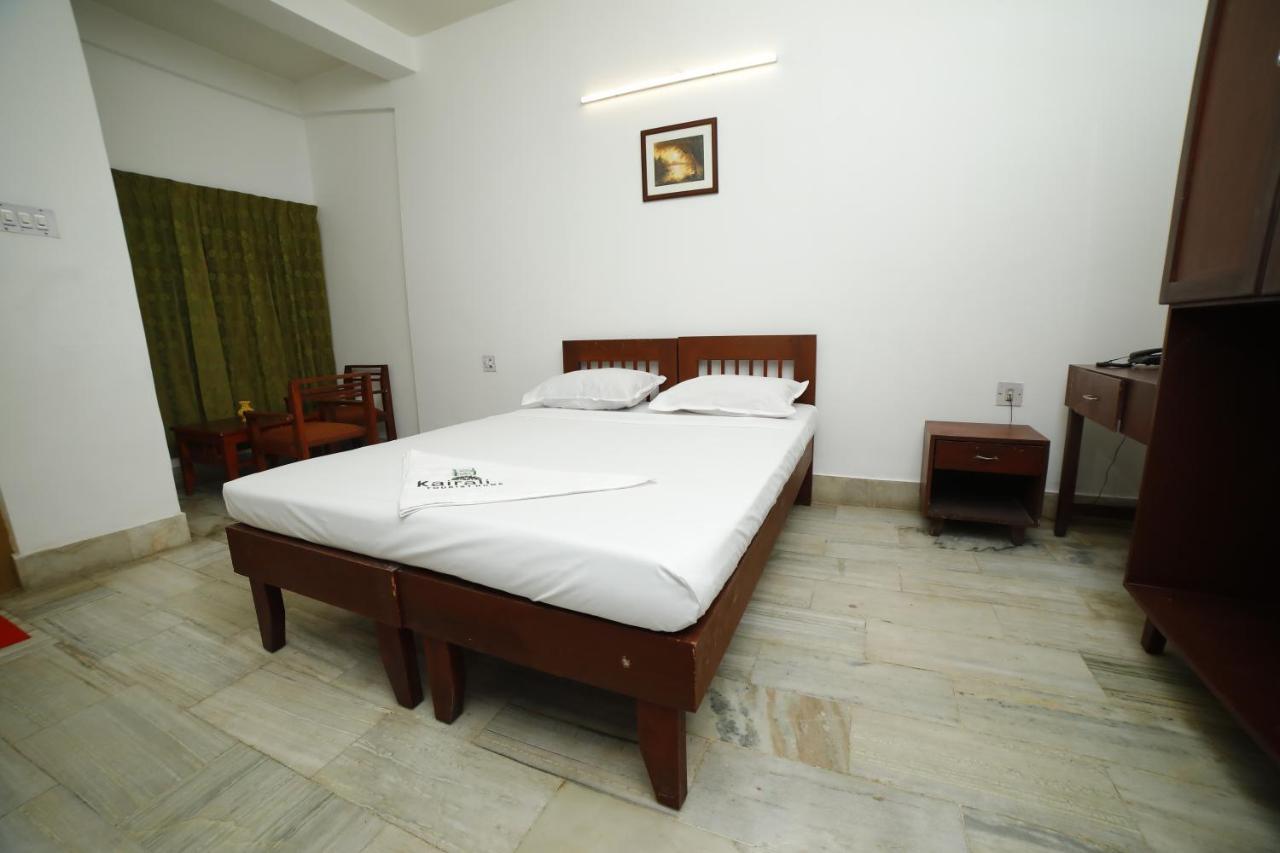 Kairali Tourist Home Guruvayur Bagian luar foto